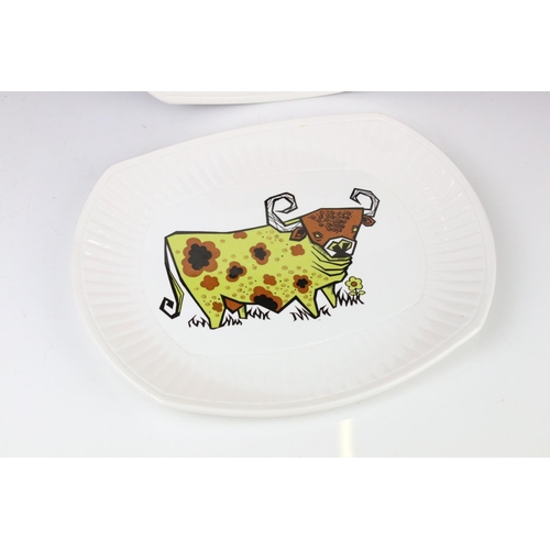 70 - Four Mid century Retro English Ironstone Pottery ' Beefeater ' Steak and Grill Plates, each showing ... 