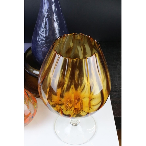 94 - Three Pieces of Davidson Cloud Glass together with Six items of Studio Glass including 2 Bottle Vase... 