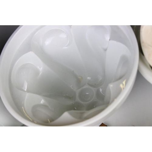 97 - Approximately Twenty Eight Jelly Moulds including Shelley, Ceramic, Glass and Metal