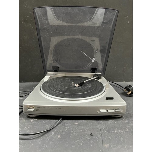 45 - Various stereo / hifi equipment including an Technics SU-610 Amplifier, Technics SL-PG520A CD player... 