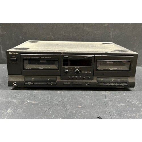 45 - Various stereo / hifi equipment including an Technics SU-610 Amplifier, Technics SL-PG520A CD player... 