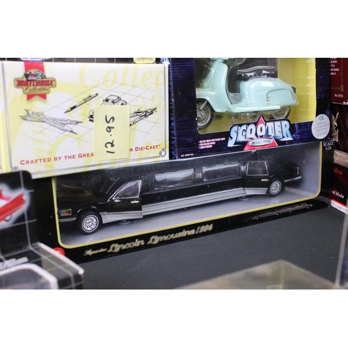 35 - 24 Boxed / cased diecast models featuring mainly American convertibles to include 1/18 Road Signatur... 