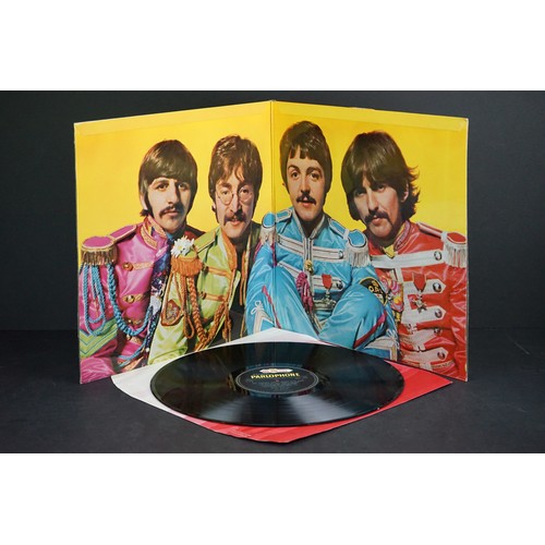 5 - Vinyl - The Beatles Sgt Pepper’s Lonely Hearts Club Band LP on Parlophone Records PCS 7027 Factory S... 