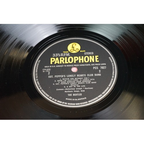 5 - Vinyl - The Beatles Sgt Pepper’s Lonely Hearts Club Band LP on Parlophone Records PCS 7027 Factory S... 