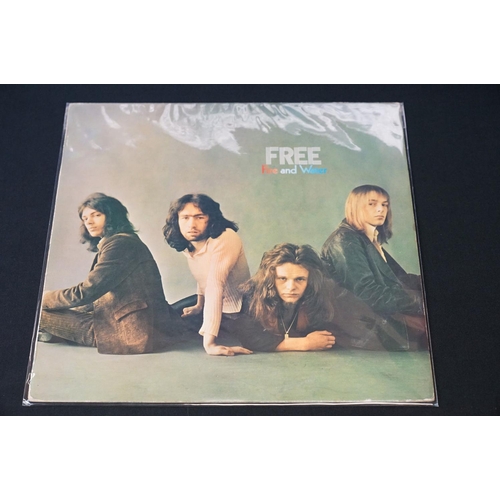 23 - Vinyl - 3 Free LP's on Island Records to include Tons Of Sobs (ILPS 9089), Self Titled (ILPS 9104) a... 