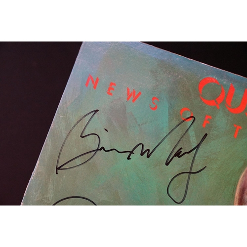 41 - Vinyl & Autographs - Queen News Of The World LP fully signed to the front sleeve by Freddie Mercury,... 