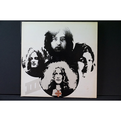 45 - Vinyl & Autographs - Led Zeppelin III signed to the inside of the gatefold sleeve by Robert Plant, J... 