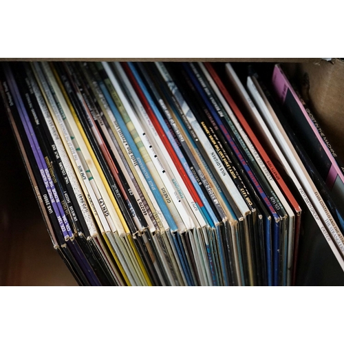 168 - Vinyl - Approx 50 LP's mainly rock including Patti Smith, Stranglers, XTC, Dr Feelgood, Queen, Bruce... 