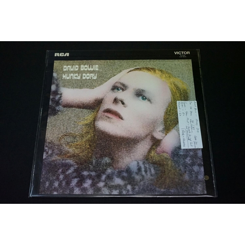 9 - Vinyl - 2 David Bowie LP's to include The Rise & Fall Of Ziggy Stardust And The Spiders From Mars (S... 