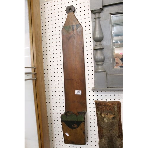 Lot 102       