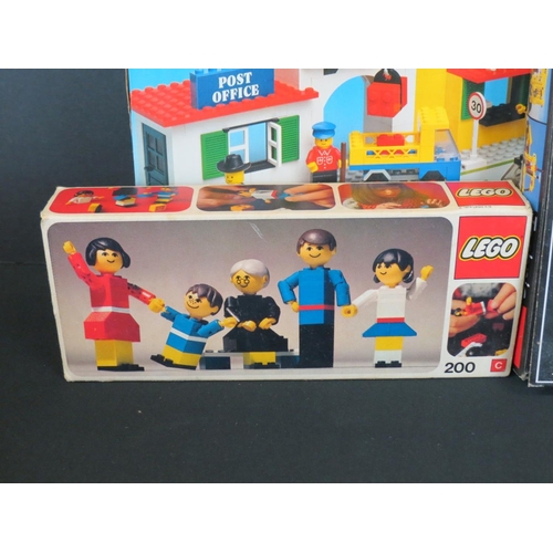 260 - Lego - Collection of 5 Boxed Lego Sets to include Legoland 1589, Basic Set 5 (damaged box), Lego Tec... 