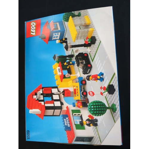 260 - Lego - Collection of 5 Boxed Lego Sets to include Legoland 1589, Basic Set 5 (damaged box), Lego Tec... 