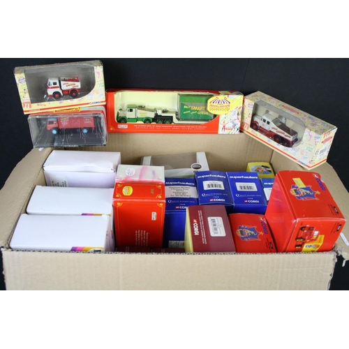 411 - 25 Boxed / cased diecast models featuring circus related decals, include Corgi Pinder, Corgi Heritag... 