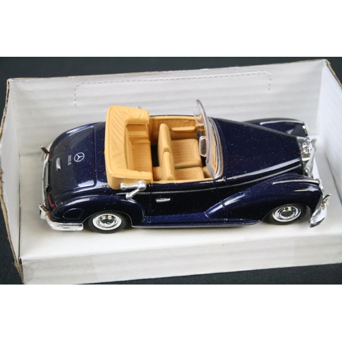 357 - 25 Boxed / cased diecast models to include Corgi, Burago, Cararama etc (diecast ex, boxes gd overall... 