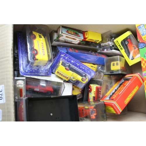 370 - Around 75 boxed / cased Circus related diecast models to include Corgi, Hornby, Verem, Oxford, KH No... 