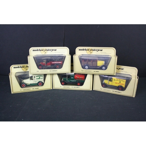 501 - Around 30 Boxed Matchbox Models of Yesteryear to include Y-13 Crossley, Y-12 1912 Ford T, Y-3 1934 R... 