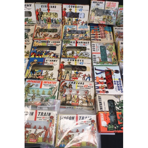 289 - Airfix 1/72 figures - Around 50 boxed plastic figure sets to include Romans, Cowboys, Civilians, Far... 