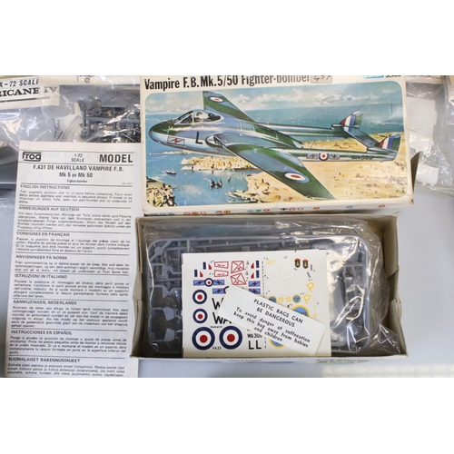 297 - Airfix - 18 Boxed / bagged model kits to include 12 x bagged Aircraft (Fw 190D, Bristol Bulldog, Hur... 