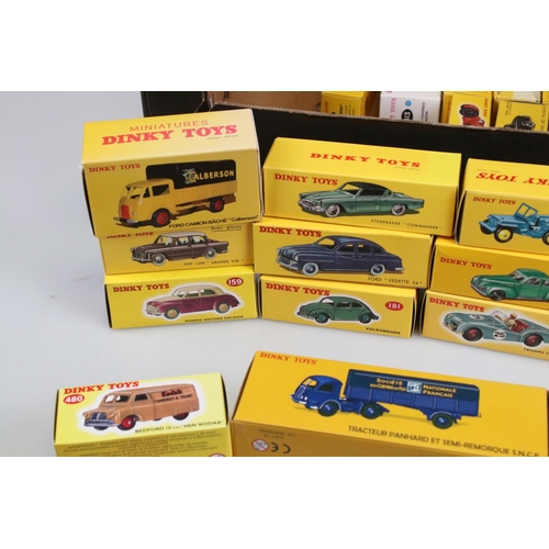 341 - 27 Boxed Atlas Dinky diecast models to include 32AB, 517, 25J, 24T, 555, 480, 104, 25JJ, 413, 552, 3... 