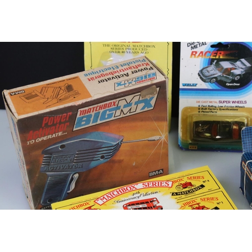 352 - 25 Boxed / carded diecast models to include Matchbox, Schuco, Oxford, Corgi etc plus a boxed Matchbo... 