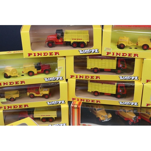 419 - 27 Boxed / cased Verem Pinder Circus diecast models including 950 Coffret Cirque model set, diecast ... 