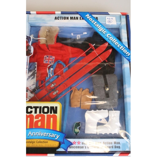 320 - Boxed Hasbro Action Man 40th Anniversary Polar Explorer figure set plus a quantity of original Palit... 