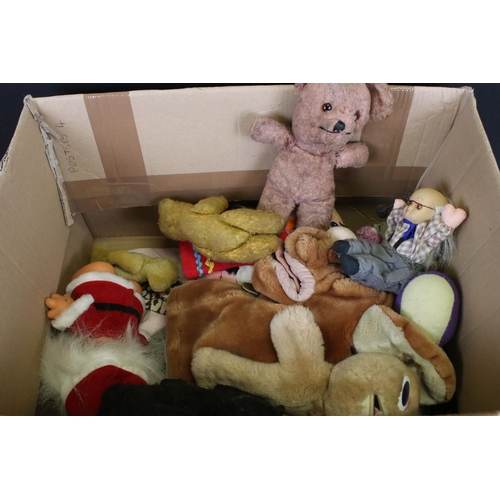 336 - 5 Mid century Teddy Bears together with 2 further Teddy Bears, Approximately 14 Hand Puppets includi... 