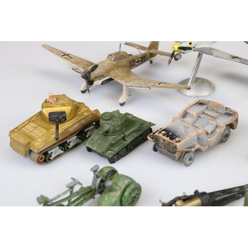 508 - Quantity of military related plastic and diecast models to include Britains Deetail, Dinky diecast m... 