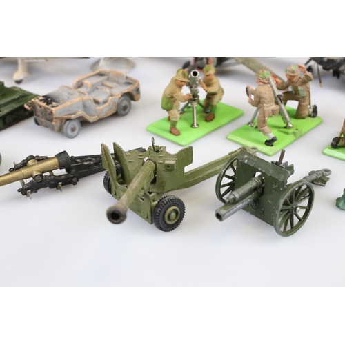 508 - Quantity of military related plastic and diecast models to include Britains Deetail, Dinky diecast m... 