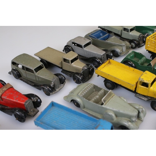 520 - 29 Mid 20th C onwards play worn diecast models, mainly Dinky examples plus a boxed Dinky Supertoys 5... 