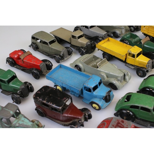 520 - 29 Mid 20th C onwards play worn diecast models, mainly Dinky examples plus a boxed Dinky Supertoys 5... 