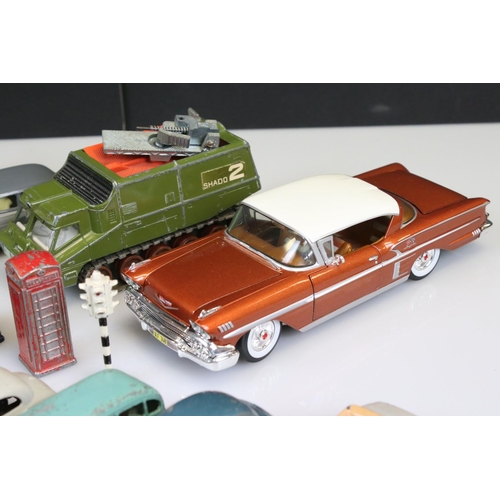 524 - 20 Mid 20th C onwards diecast models to include Corgi, Dinky, Classic Metal Works etc to include Hus... 