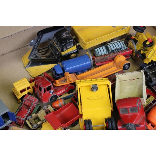 534 - Quantity of circa 1960/70s play worn diecast models to include Matchbox, Corgi, Dinky, Budgie etc, f... 