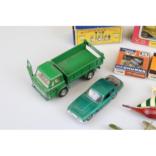 539 - Collection of boxed & unboxed circa 1960s-70s diecast models to include Dinky, Matchbox, Corgi etc f... 