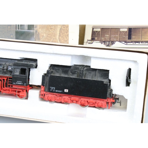 112 - Collection of boxed Piko HO gauge model railway to include Triebwagenzug BR185 BR195, Schnellzugloko... 