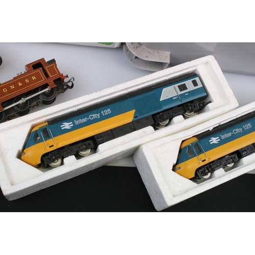 115 - Quantity of OO gauge model railway to include 6 x locomotives (Hornby 4-6-0 LNER 8509, Airfix BR Die... 