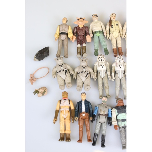 167 - Star Wars - 31 Original figures to include 2 x  AT-AT Driver, 2 x Bespin Security Guard, Bossk, Ree-... 