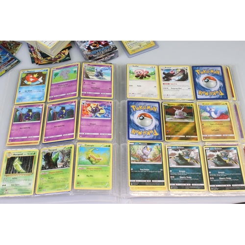 184 - Pokemon - Binder of Pokemon cards to include basic, stage1, stage 2, shinies, energy & trainer plus ... 