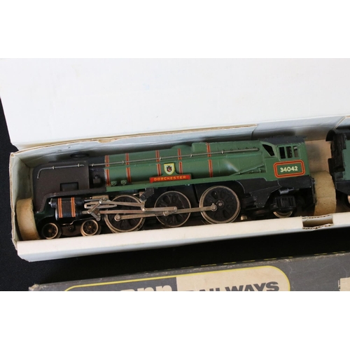 67 - Boxed Wrenn OO gauge W2236 4-6-2 West Country BR locomotive, box showing wear