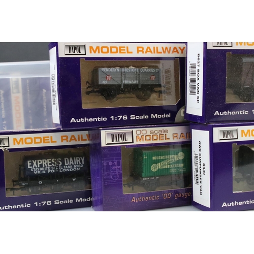 81 - 24 Boxed Dapol OO gauge items of rolling stock featuring vans and wagons