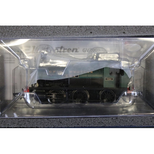 16 - Three boxed HO gauge locomotives to include Marklin 3000 BR89, ROCO International BR111 DB and Elect... 