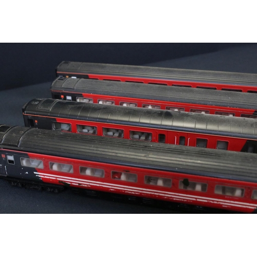 35 - Hornby OO gauge Virgin High Speed Train set with power car and 4 x items of rolling stock