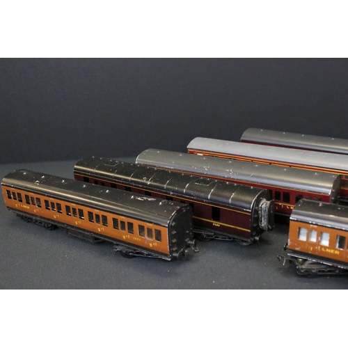 37 - Seven Exley OO gauge items of rolling stock to include a boxed LMS Travelling Post Office and 6 unbo... 