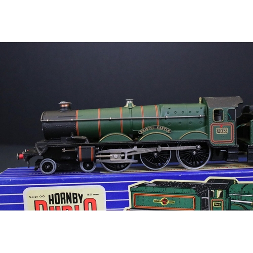 4 - Boxed Hornby Dublo EDLT20 Bristol Castle BR locomotive and tender, with paperwork, excellent