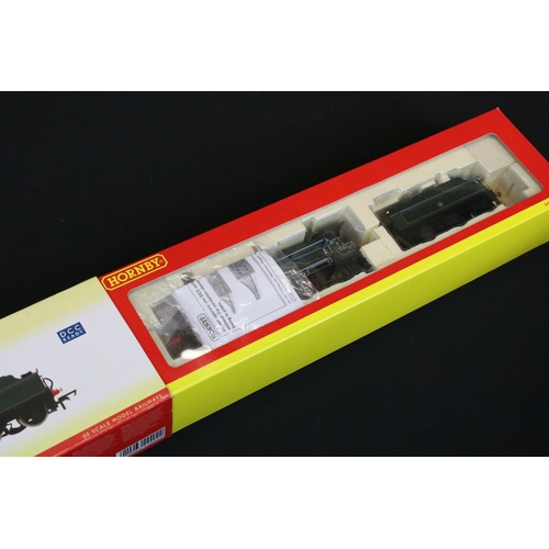 41 - Three boxed Hornby OO gauge DCC Ready locomotives to include R2402 GWR 4-6-0 6800 Grange Class Hardw... 