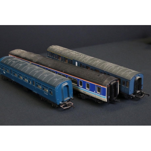 51 - Six OO gauge power cars & locomotives to include Hornby Great Western 43003, Lima Super Sprinter, Ho... 