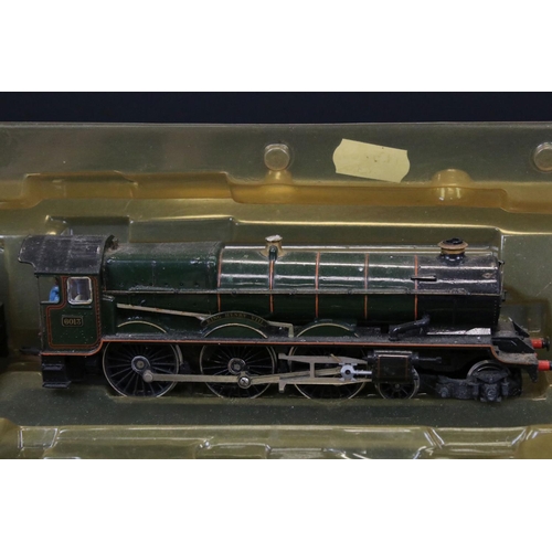 57 - Three Hornby OO gauge locomotives with tenders to include Boxed R125 4-4-0 Locomotive ' County of Co... 