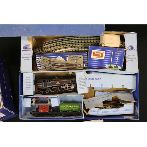 65 - Boxed Hornby Dublo EDG18 2-6-4 Tank Goods Train BR train set to include BR 2-6-4 locomotive in black... 