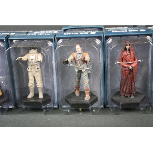 133 - 60 Boxed Eaglemoss BBC Doctor Who metal figures in excellent condition