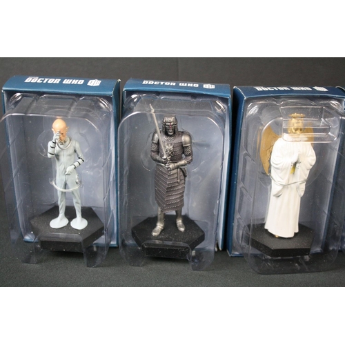 133 - 60 Boxed Eaglemoss BBC Doctor Who metal figures in excellent condition